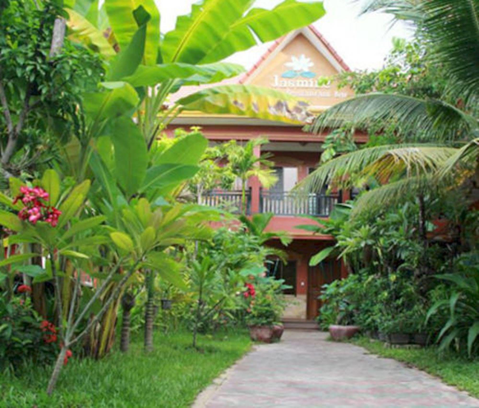 Jasmine Family Hostel Siem Reap Extérieur photo